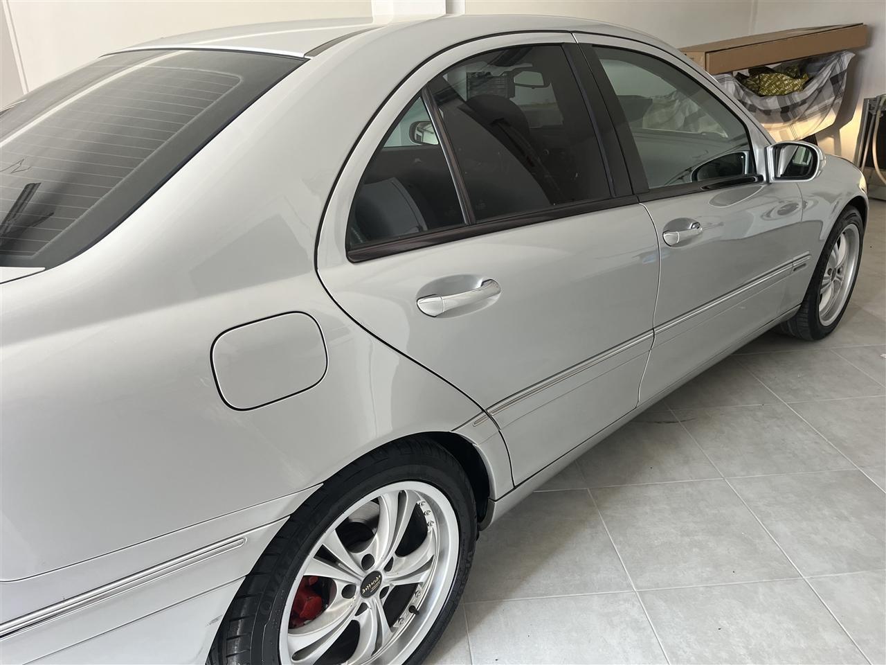 Mercedes-C-270