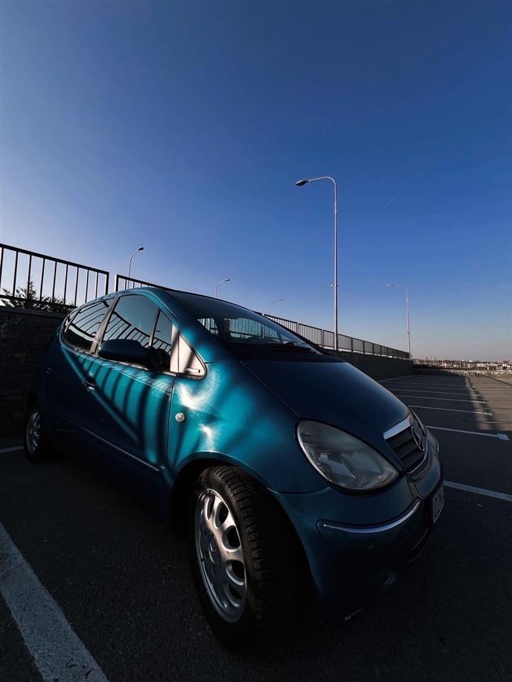 Shitet-vetura-mercedes-A-class-Urgjent