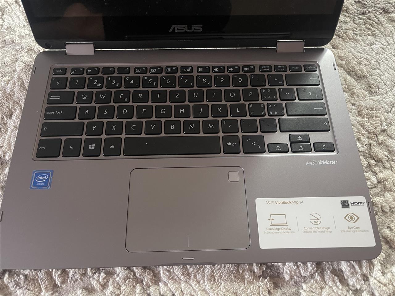 Laptop