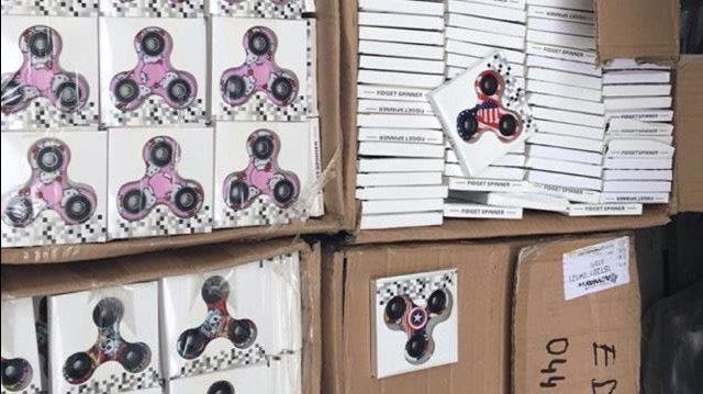 FIDGET SPINNER