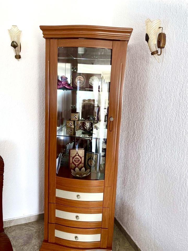 Komoda-per-sallon