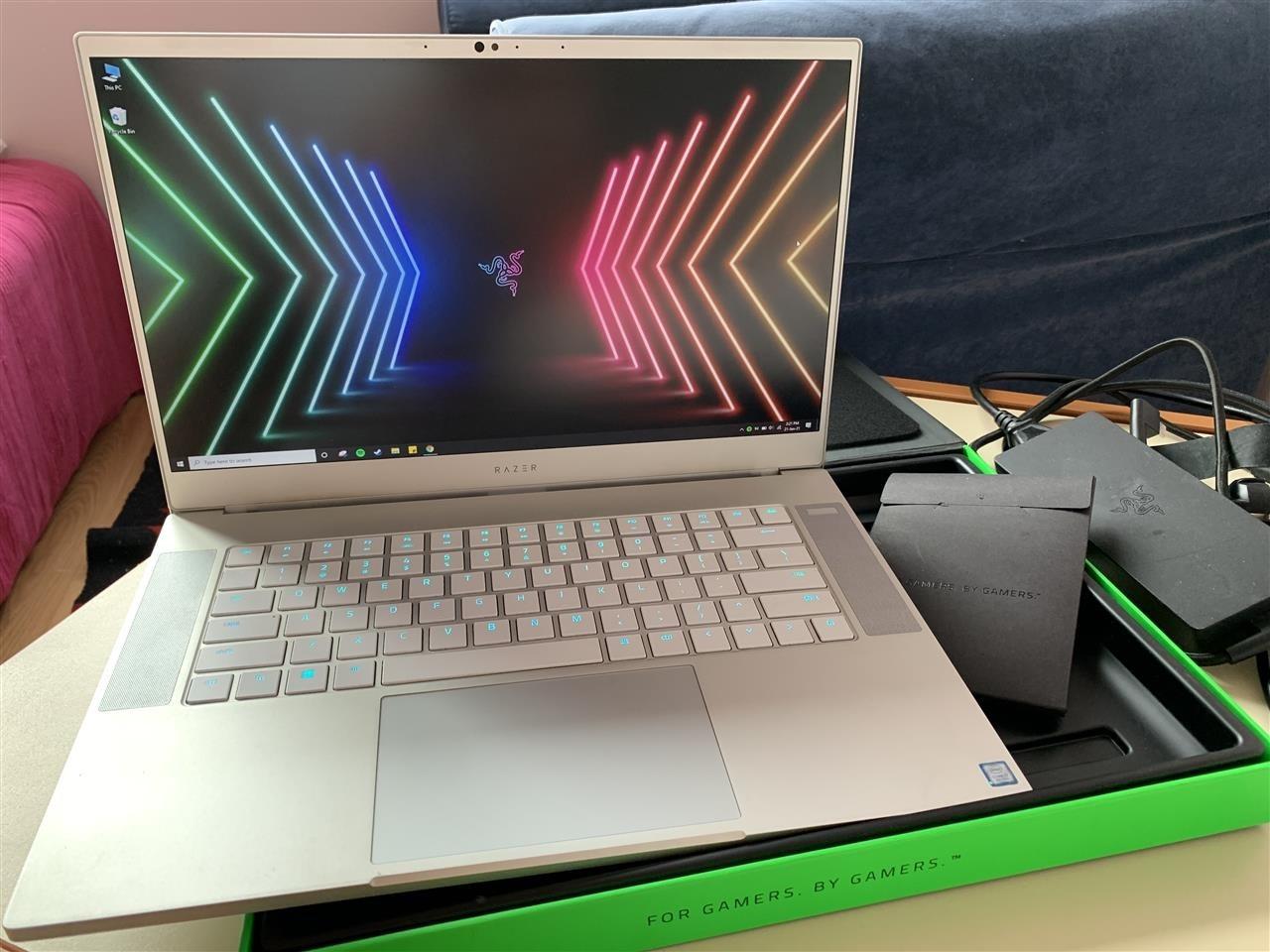 Gaming Laptop Razer Blade 15 Mercury White Prishtinë
