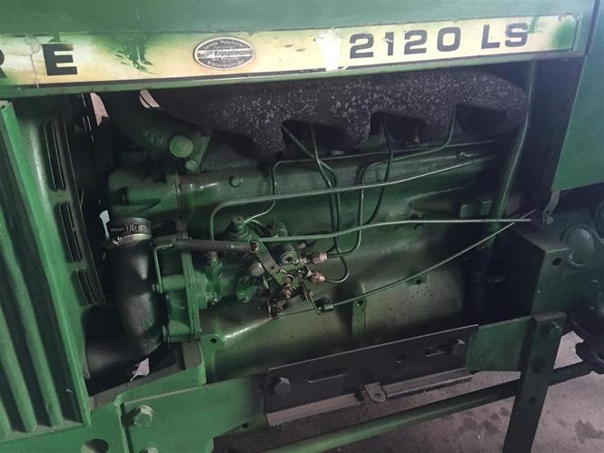 traktor, John Deere SERVO 