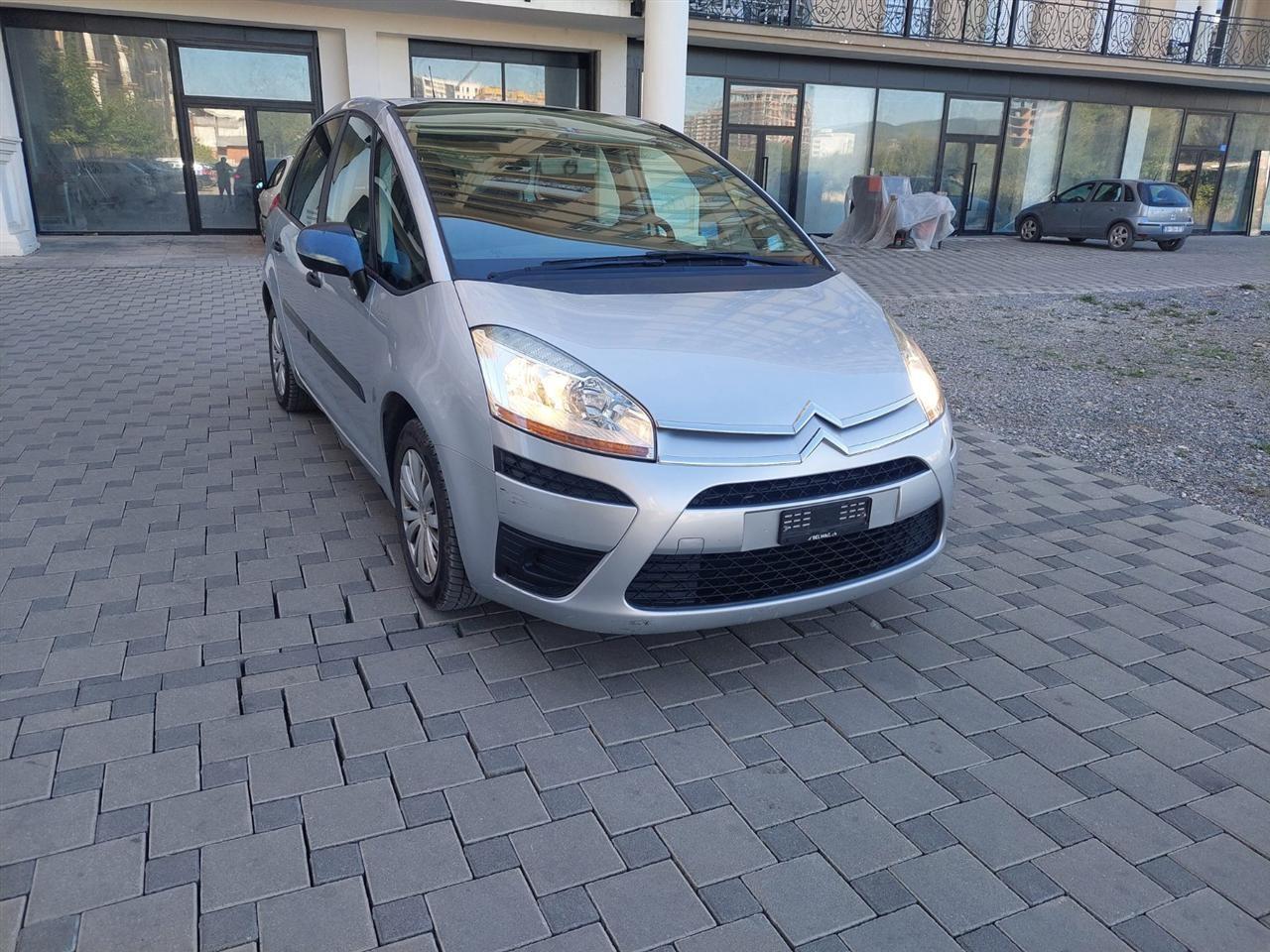 Citroen-c4-picaso-1-6-hdi-automatik-pa-dogan----