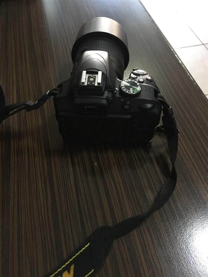 NIKON