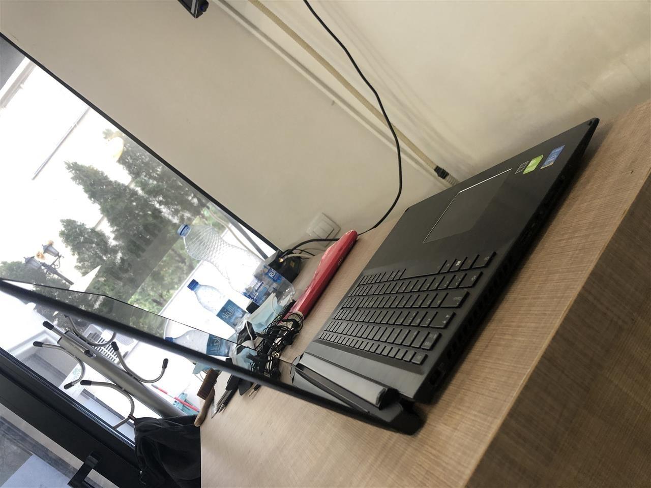 Llaptop-
