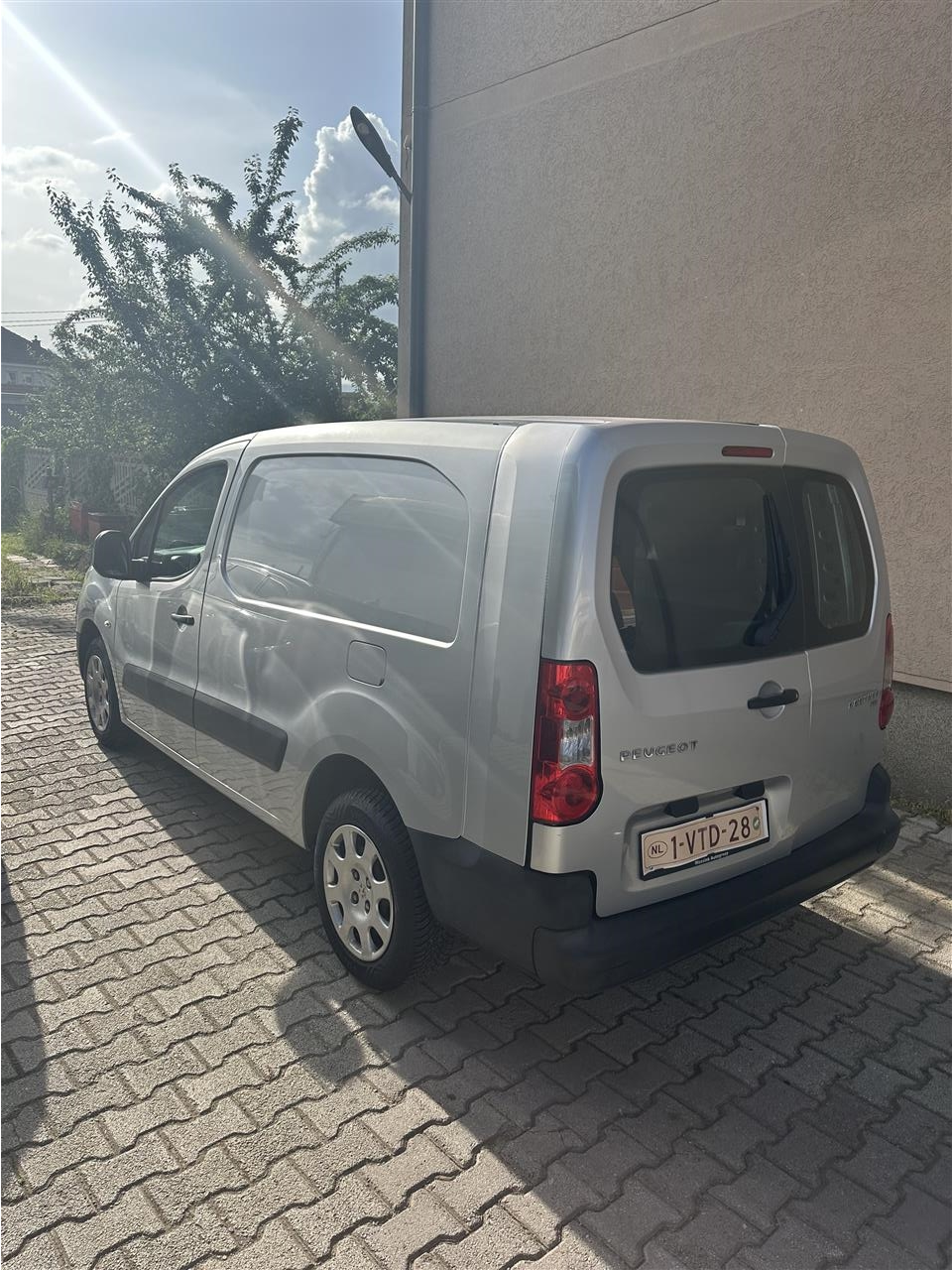 Peugeot-Partner--Max--2012