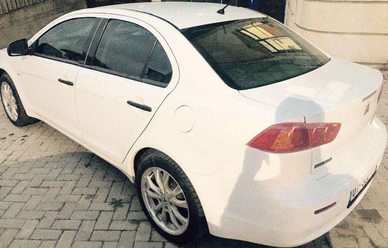 Mitsubish-Lancer