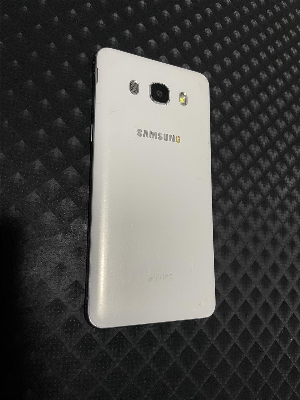 Samsung-J5-