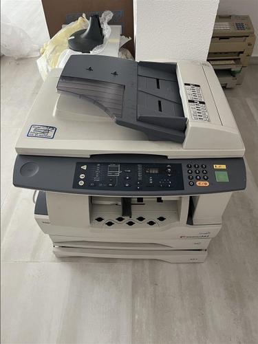 Monitor dhe Printer