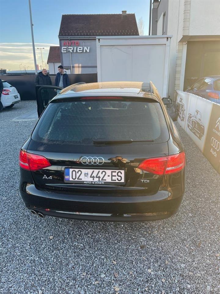 Audi-A4-Karavan