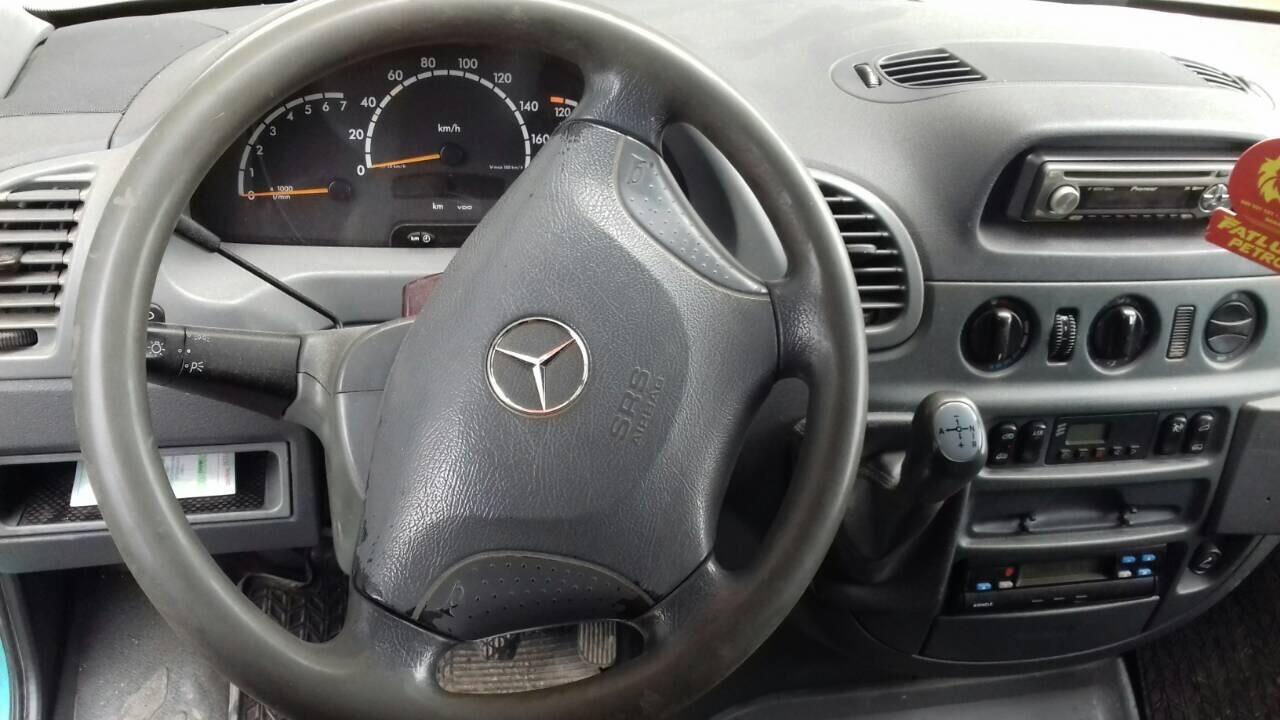 Mercedes-sprinter-