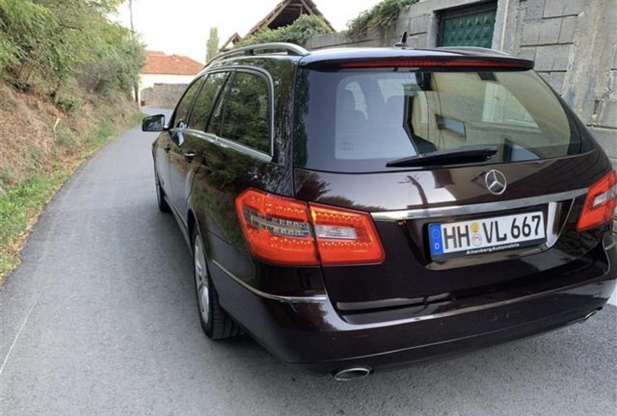 Mercedes-E300