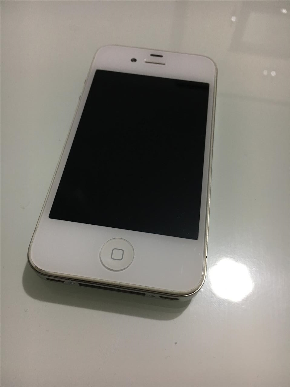shitet-iphone-4s-32GB-