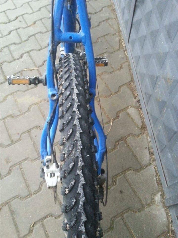 -Cube-LTD-THREE-MTB---