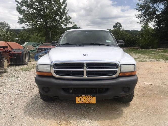DODGE DAKOTA SXT