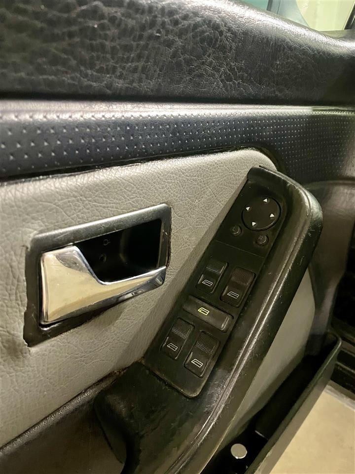 Audi-80-B4