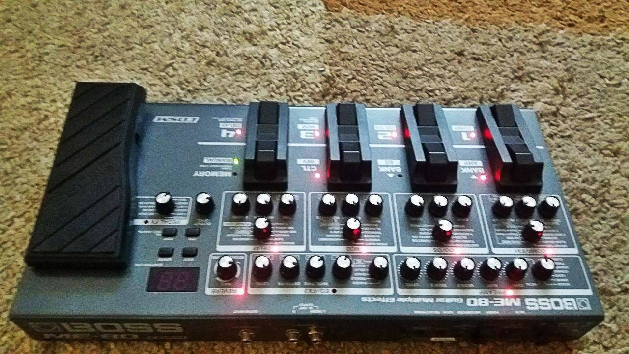 Procesor-gitare-dhe-amp