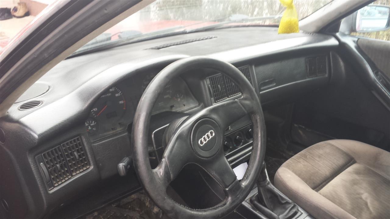 Shes-Audi-80