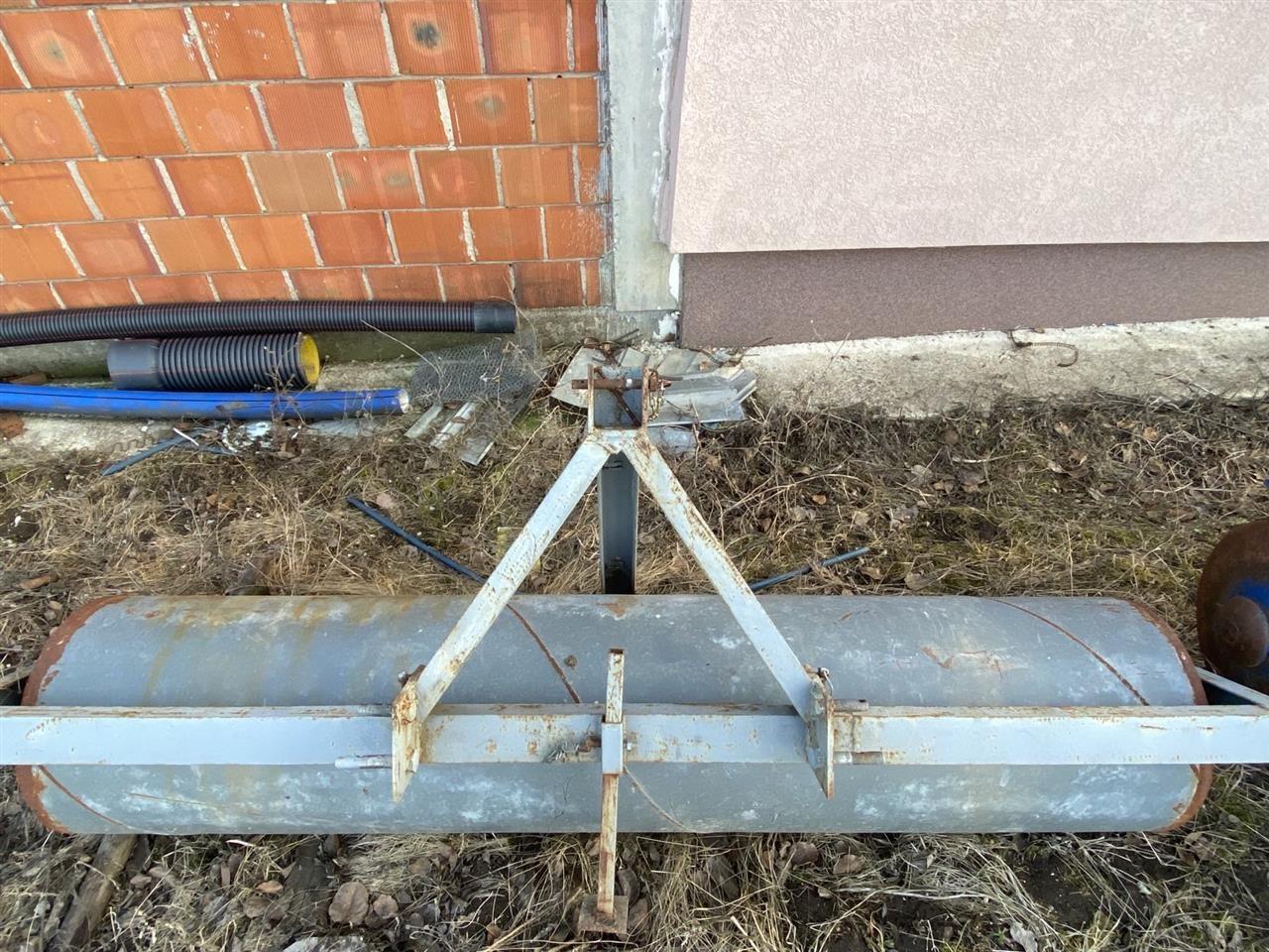 Valak-per-traktoe-