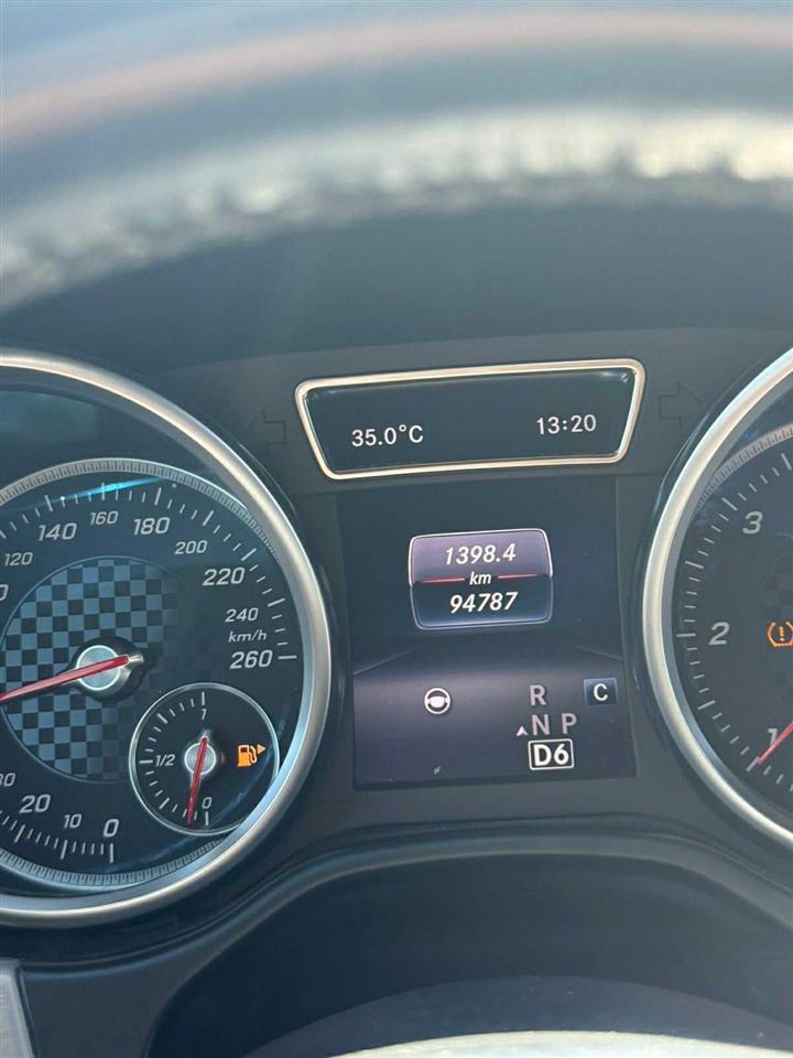 Mercedes-Benz-GLE-350