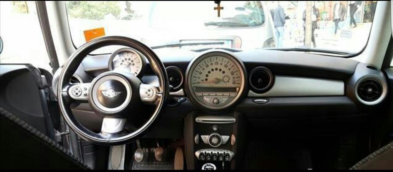 Mini-Cooper-2006