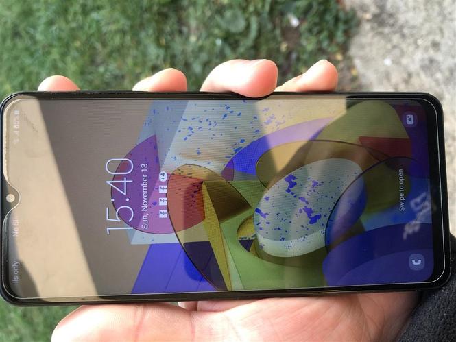 Samsung a12