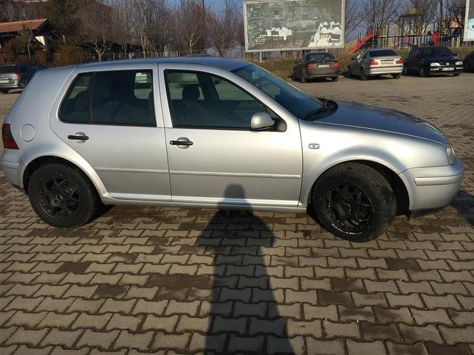 Shes Golf 4 2001