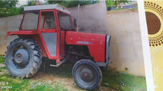Traktor iMT 549