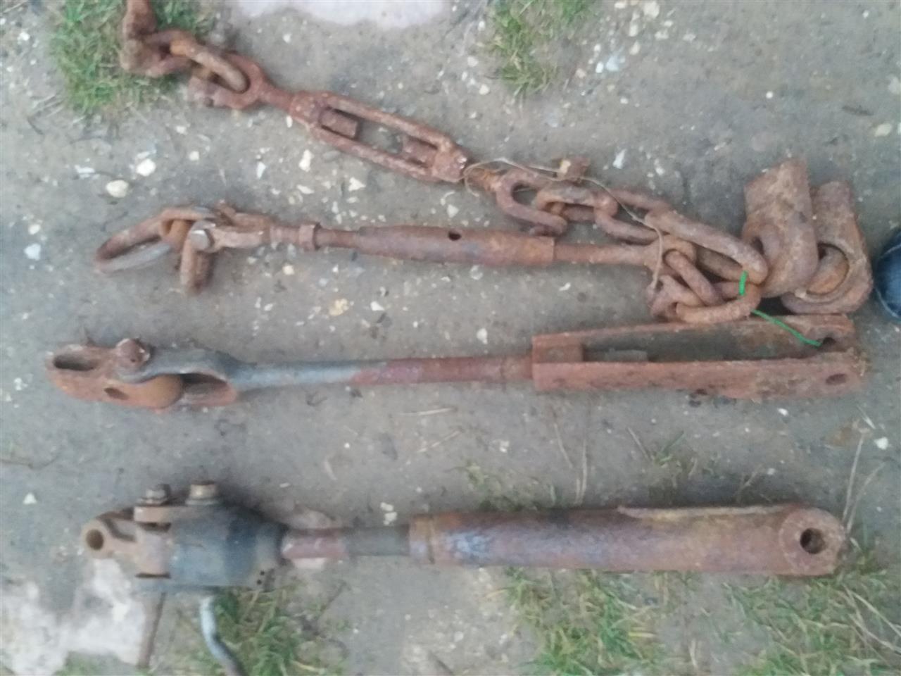 Shiten-Pollugat-per-te-gjithe-llojet-e-traktorave-