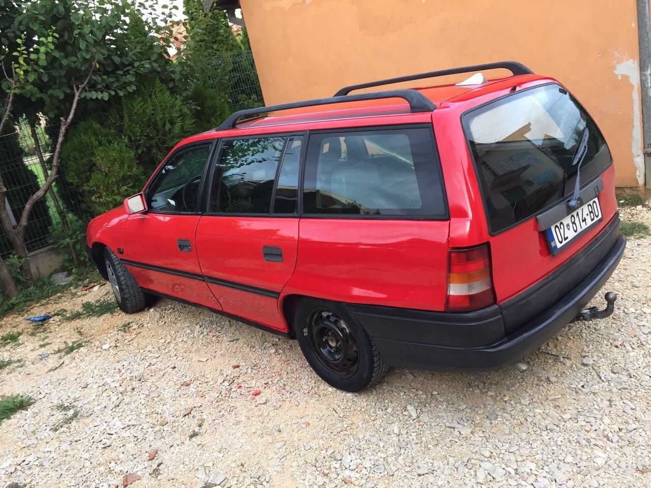 opel-astra
