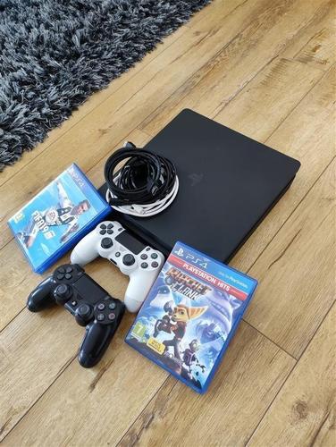Sony PS4