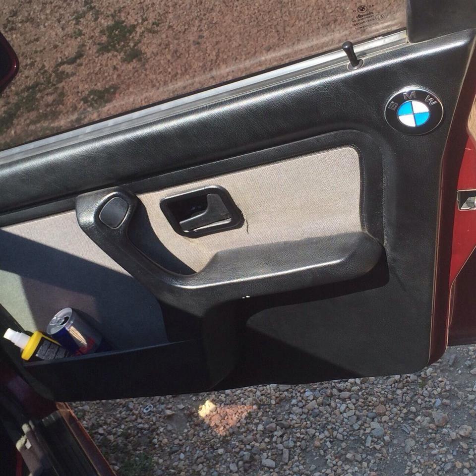 BMW-e30-