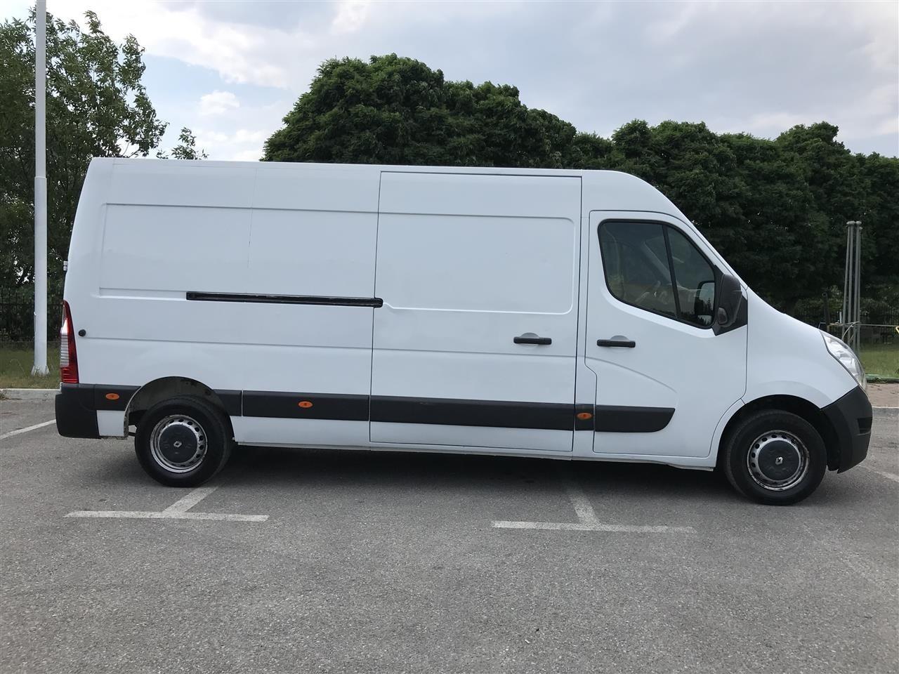 Renault-Master-2014