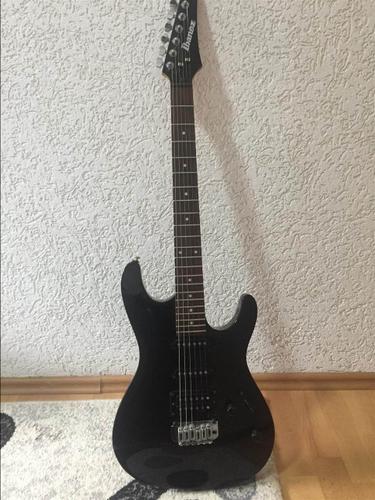 GITARE   ELEKTRIKE  IBANEZ