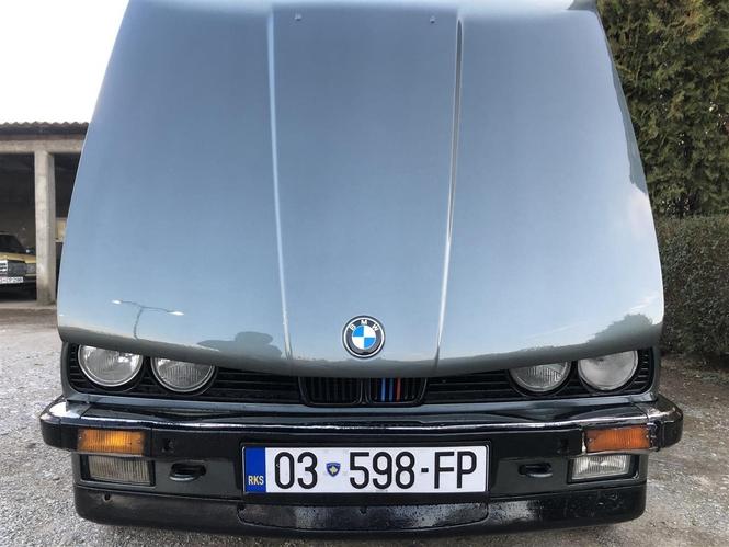 Bmw E30