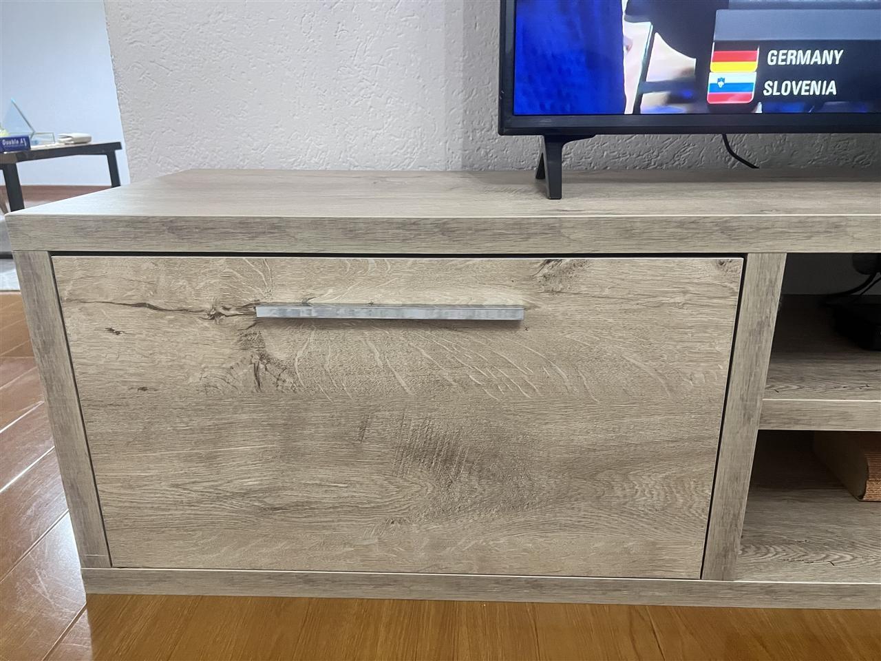 Komod-per-Tv