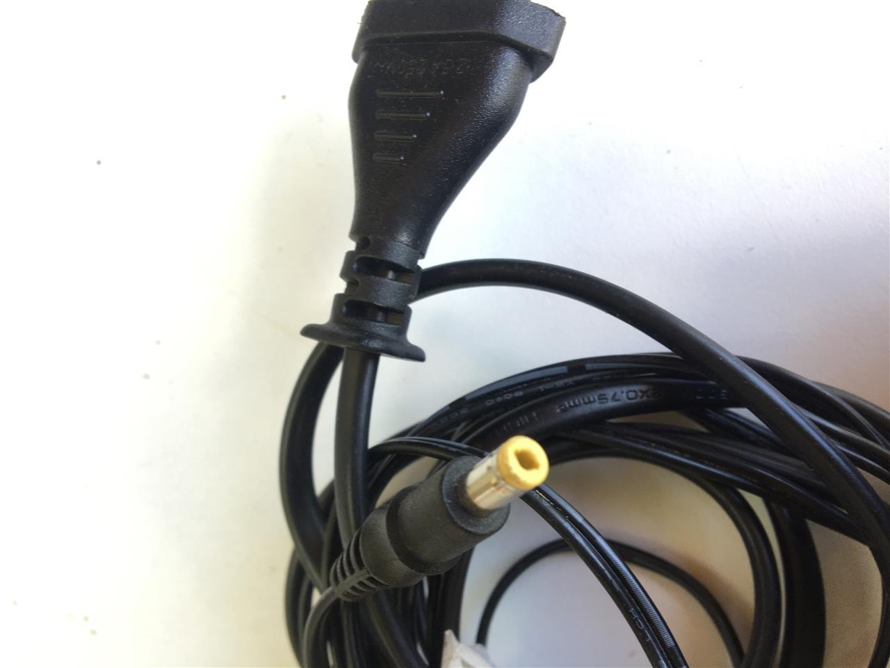 adapter-15volt--2ampera