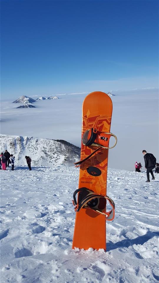 Salomon deals classic snowboard