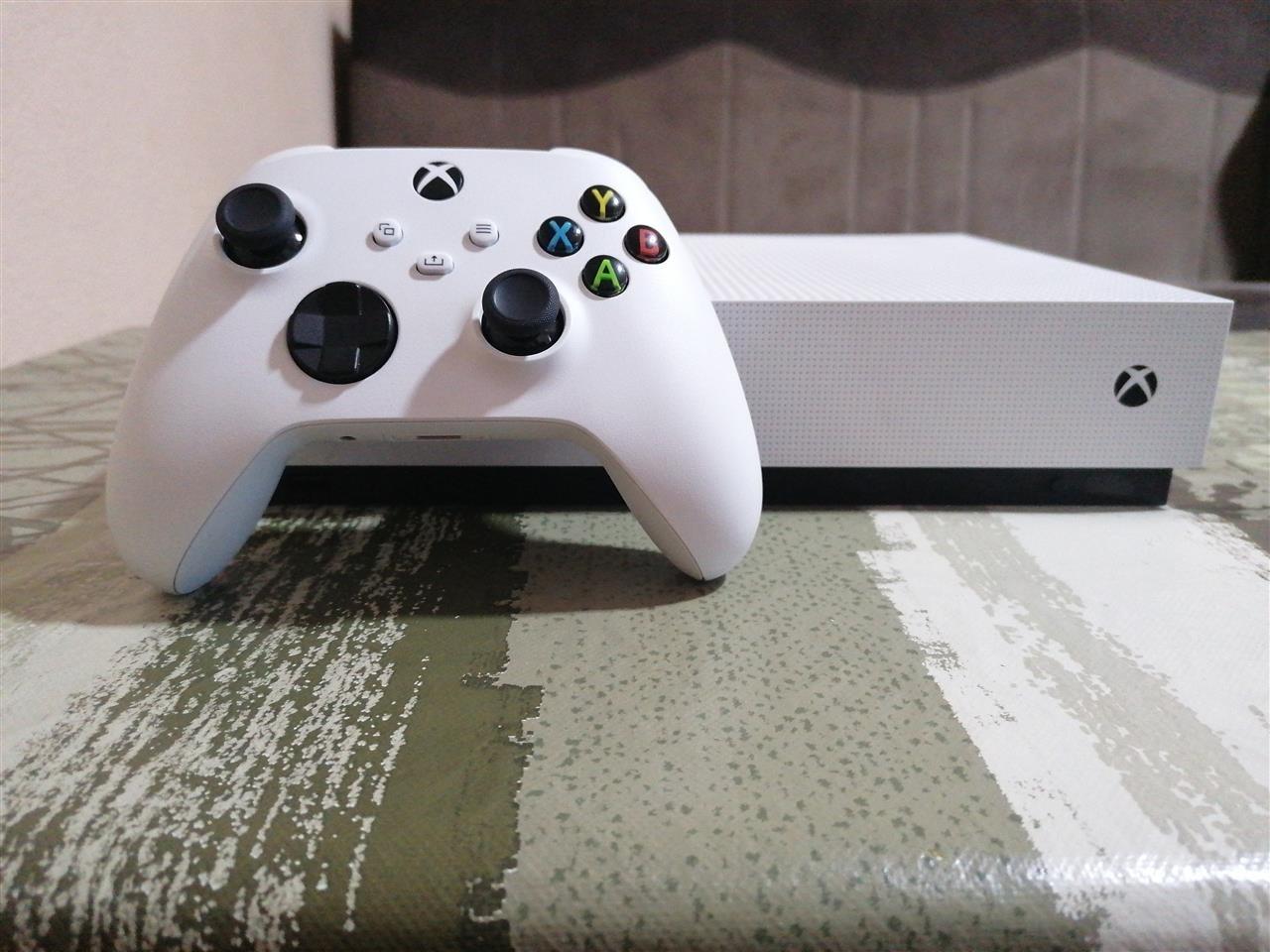IXBOX-ONE-S