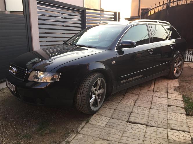 AUDI A4 2004