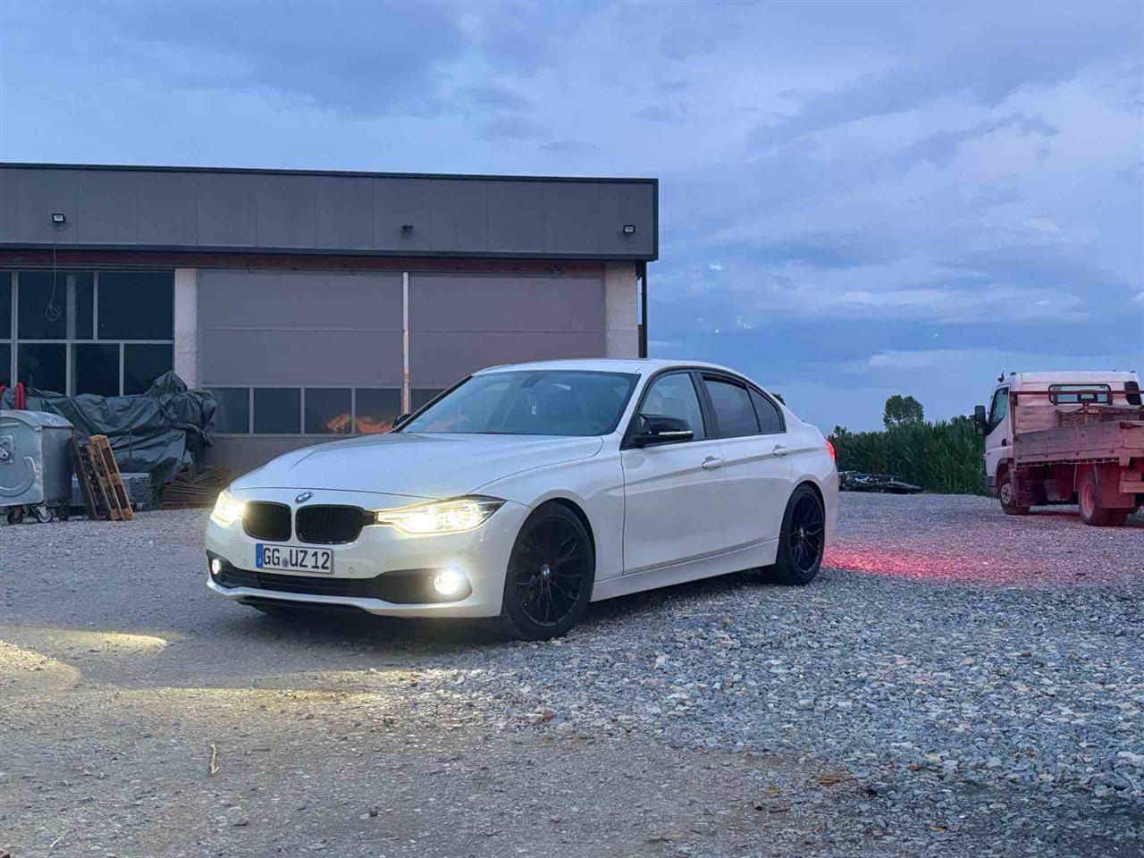 BMW-316d-F30
