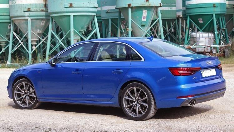 Audi-A4-2016