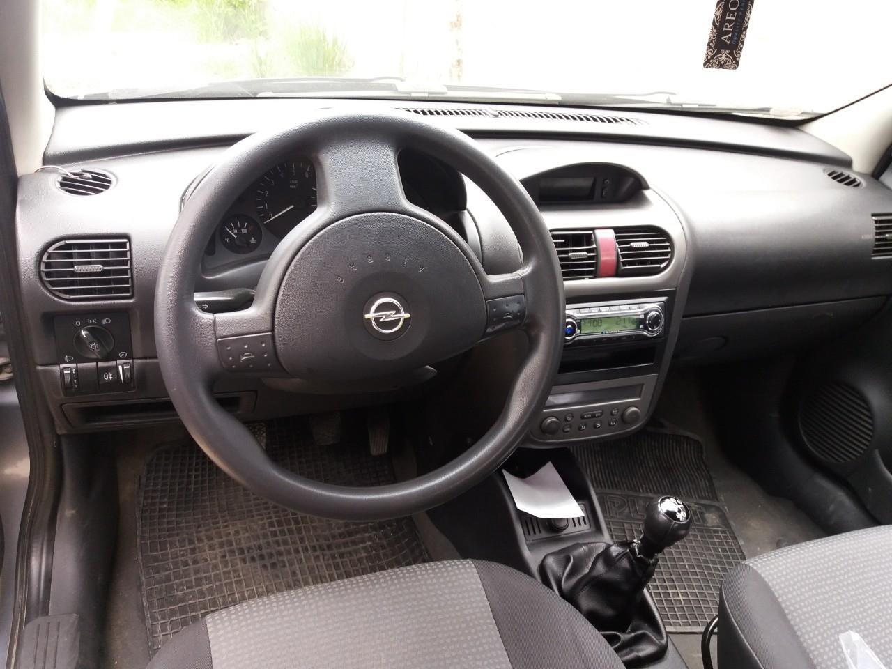 Opel-corsa