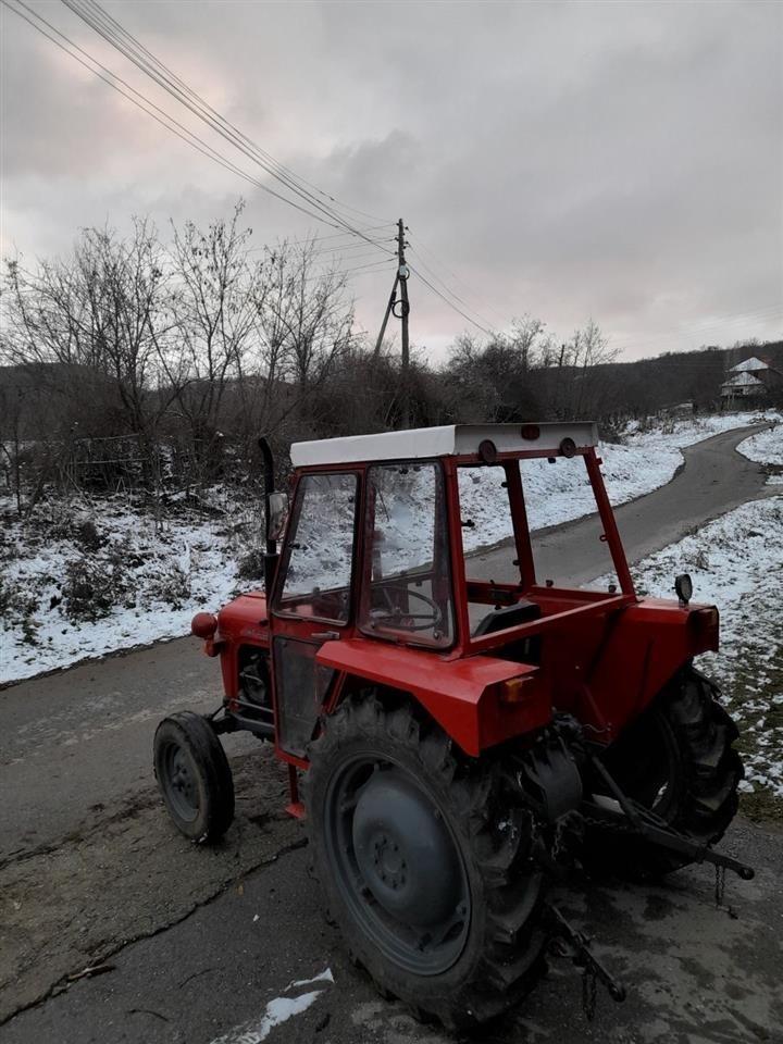 3200