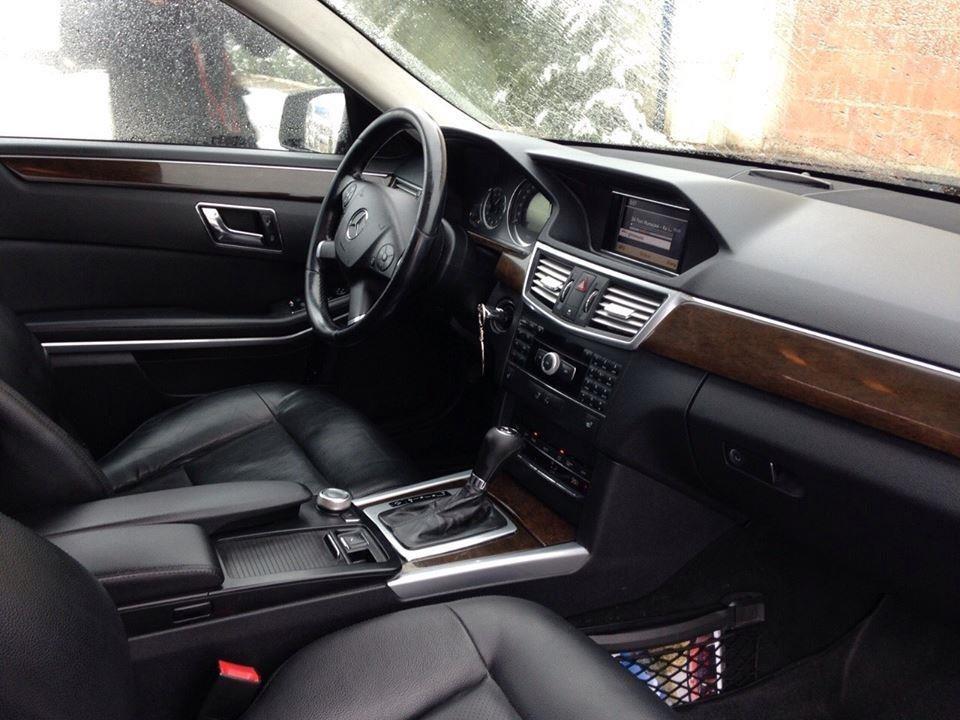 Mercedes-E220-Blue-EFFICIENCY