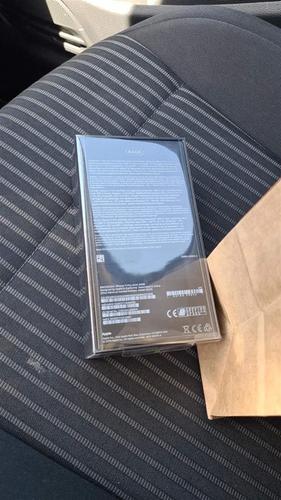 iPhone 11 Pro Gold dhe White 64GB