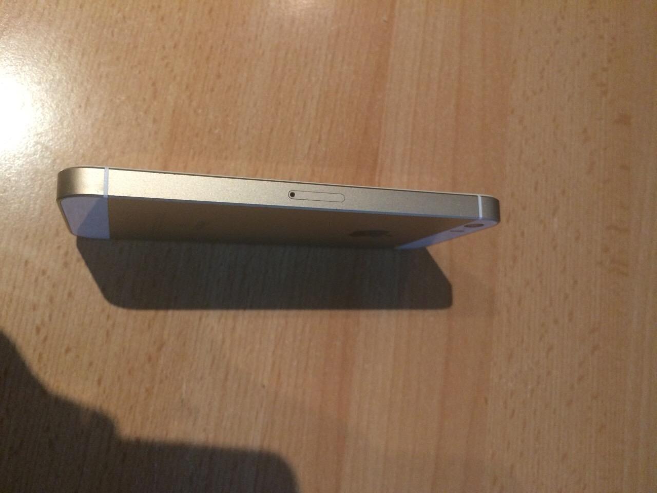 Shes-iphone-5se-