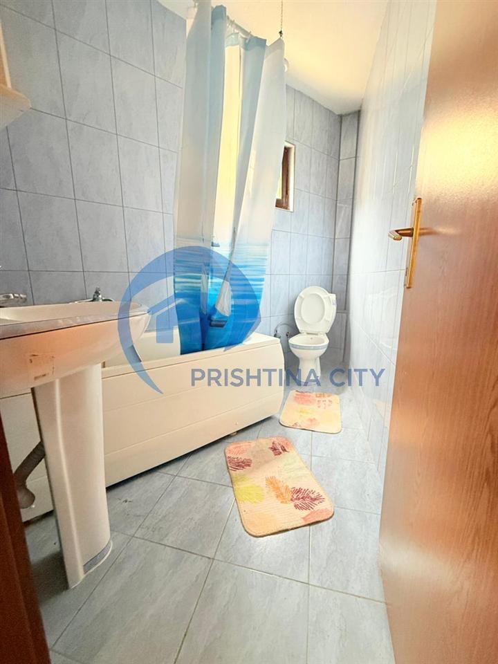 -Shitet-Banesa-ne-Kolovic-300-M2-vetem-130-000