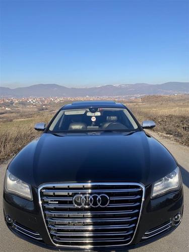 Audi A8 2011